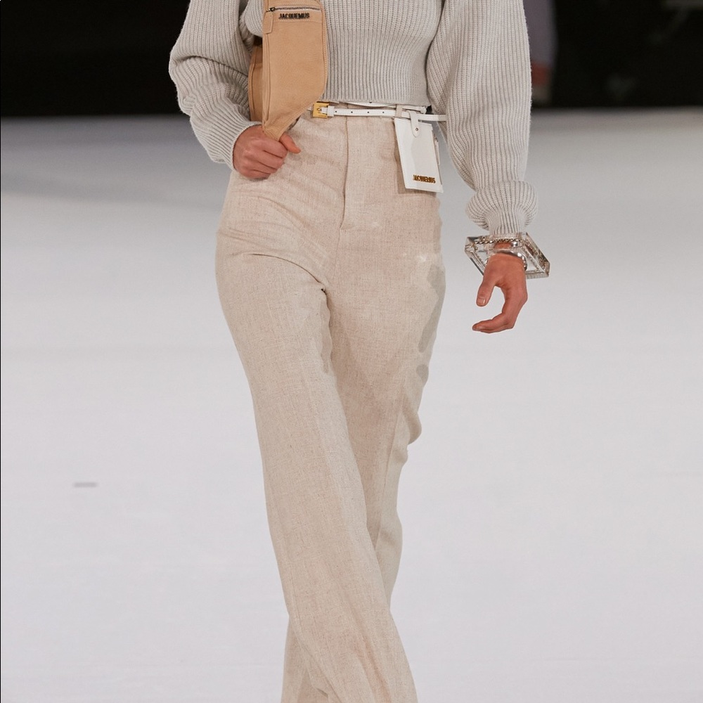 ISO Jacquemus sauge woven wide leg pants.